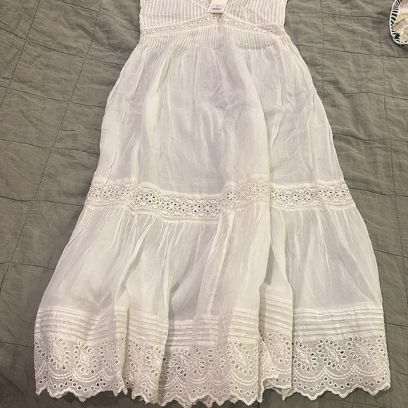 LoveShackFancy Elegant White Dress size 4 NWT - Picture 2 of 3